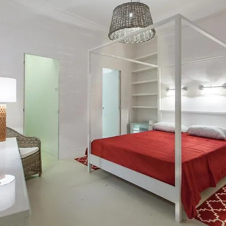 Pantheon Exclusive-rental In Apartment