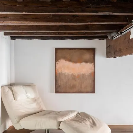 Iflat Art In The Heart Of Rome