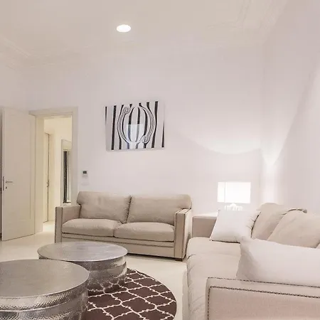 Pantheon Exclusive-rental In Apartment Rome