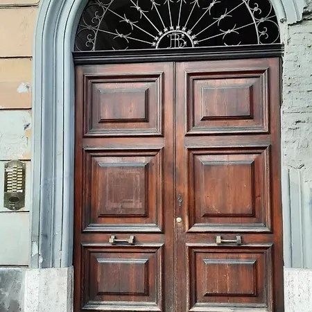 Ema Mini In Trastevere