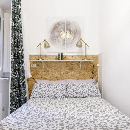 Pied-a-terre Domusuite Rhome Colosseo Apartment *