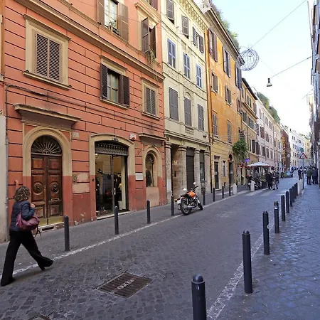 Apartment Pied-a-terre Domusuite Rhome Colosseo Rome