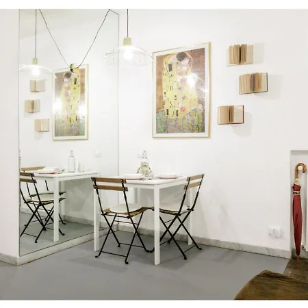 Pied-a-terre Domusuite Rhome Colosseo *