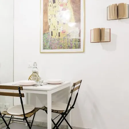Apartment Pied-a-terre Domusuite Rhome Colosseo Rome