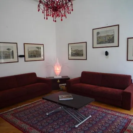 Apartment Residenza Mucha Rome