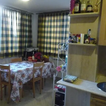Apartment Residenza Mucha *