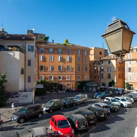 Relais Giulia 141 *
