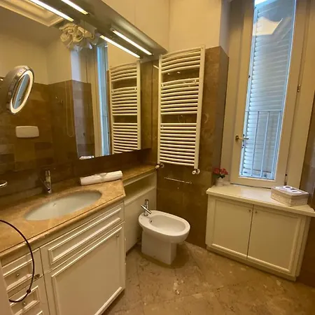 Spagna Luxury Apartmán *