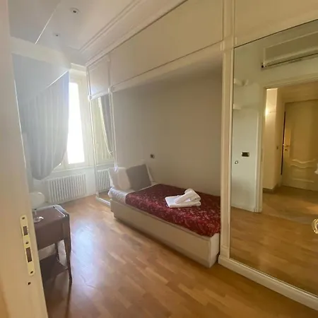Spagna Luxury Appartamento