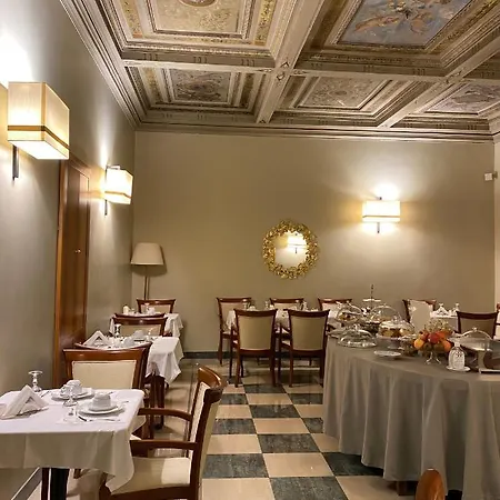 Aberdeen Hotel 3*