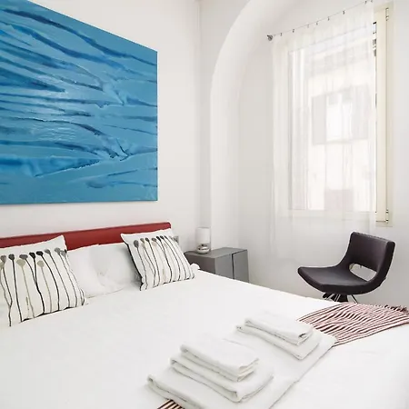 Apartment White Ostilia Rome