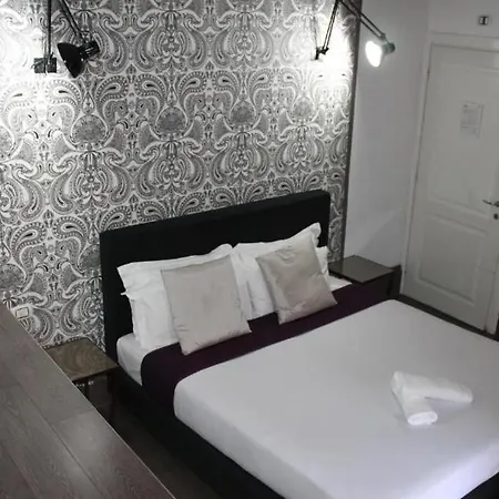 Degli Antiquari Bed & Breakfast