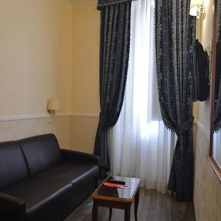بانثيون إن فندق مبيت وإفطار 3*