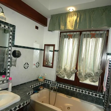Chic House *