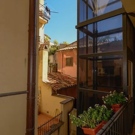Apartahotel Campo De Fiori Relais