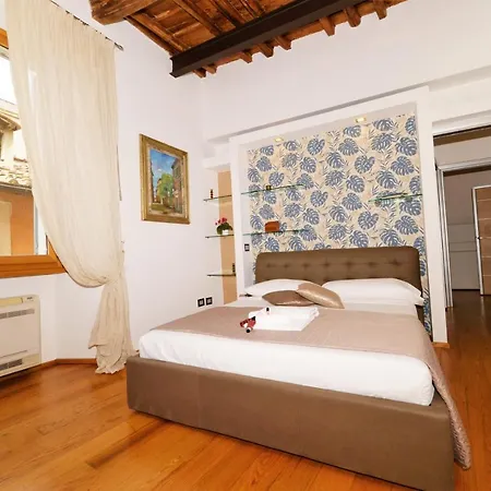 Campo De Fiori Relais Apartahotel *