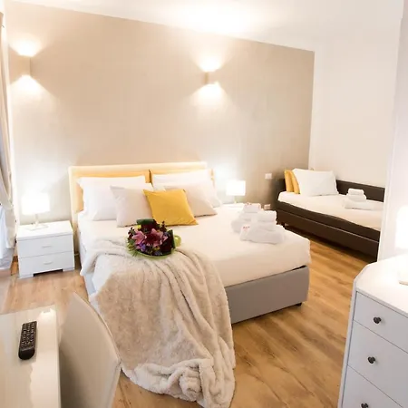 Chroma Italy - Chroma Octho Pensión 3*