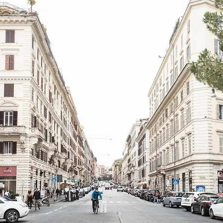 Chroma Italy - Chroma Octho 3* Roma