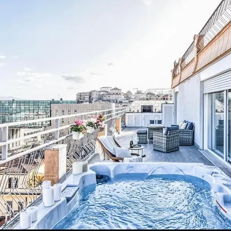 Vatican Luxury Home Jacuzzi Apartment *