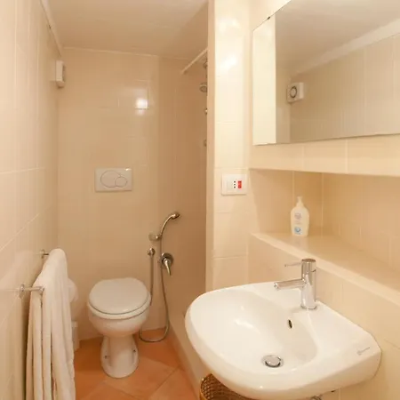 Apartment Frangipane Loft-rental In Rome