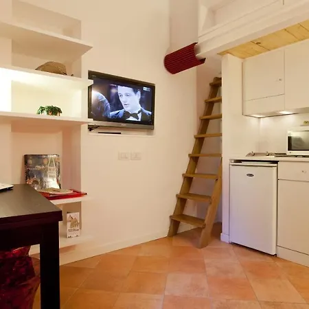 Frangipane Loft-rental In Apartment *