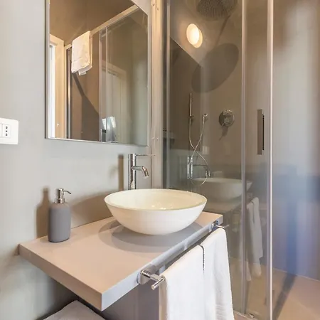 Design 18 Charming * Řím