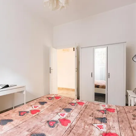 Domus Maximo Apartment