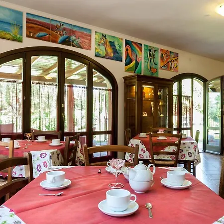 Relais Villaggio Azzurro Hotel *