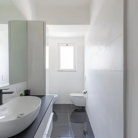 Iflat Trastevere Industrial Apartment Rome