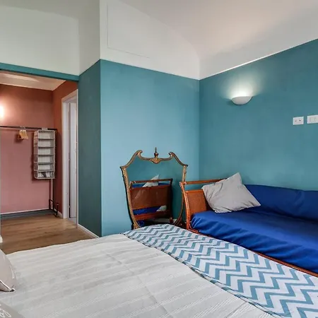Femasuites Pensión Roma