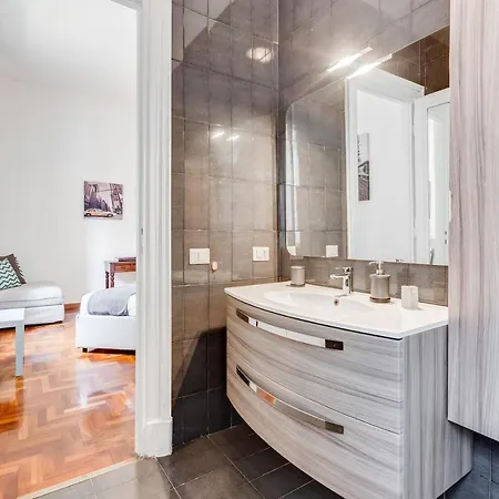 Apartment Large And Bright Amazing View Basilica San Giovanni In Laterano Rome