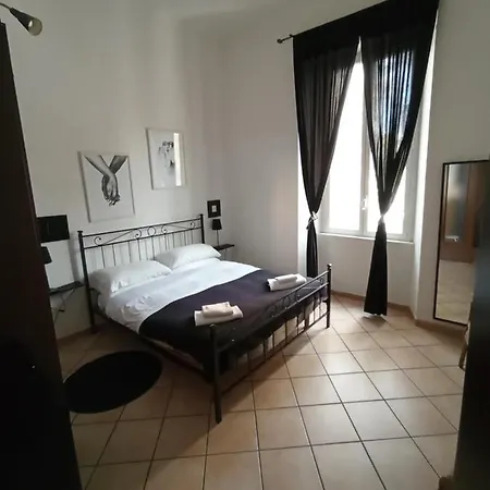 Merulana: A Due Passi Dal Colosseo Apartment *