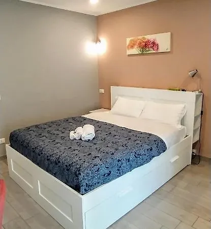 Pretty Tiburtina Guest house