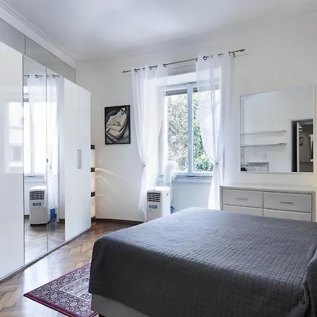 Don Morosini - Al Vaticano Apartman *