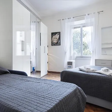 Don Morosini - Al Vaticano Apartman *