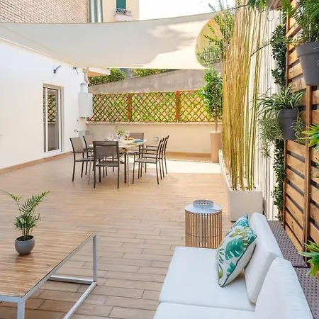 Apartment G&g Garden - Con Ampio Terrazzo Esterno By Followgreenhouserome Rome