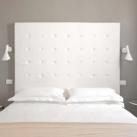 N - Space Modern Guestrooms Гостевой дом *