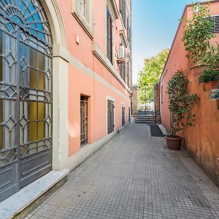 Domus Maximo Rome