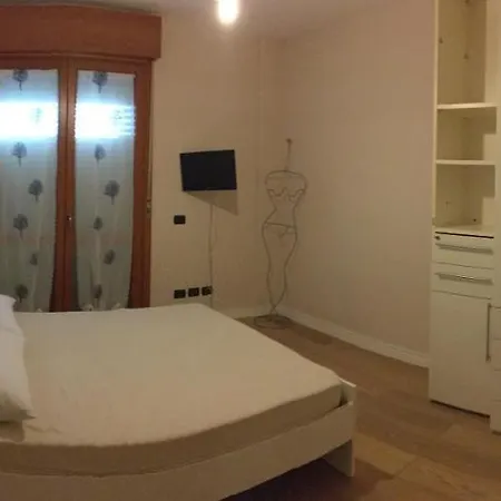 Porta Di 2 Apartment *
