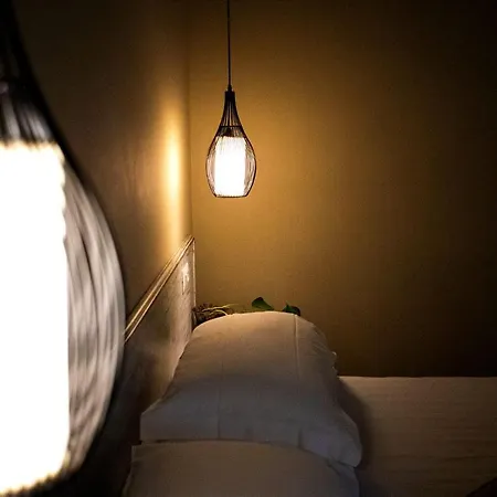 Couette-café In Trastevere House