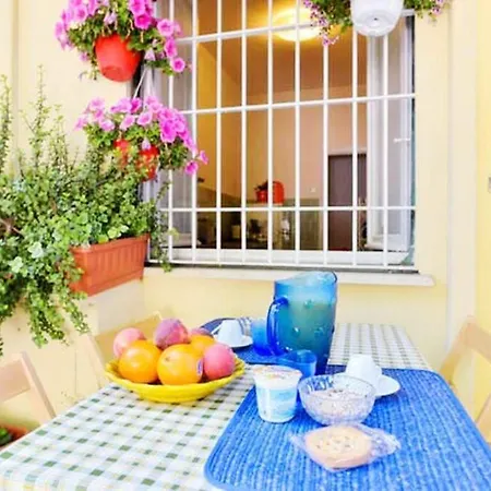 Holiday home Dolci Sogni Romani Senza Scale O Barriere Rome