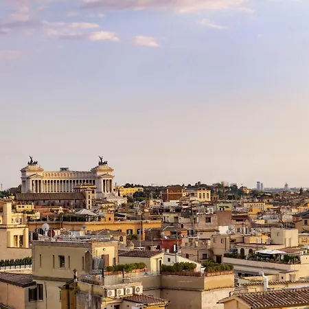 Ricciardelli Luxury - Piazza Di Spagna بيت ضيافة 2*