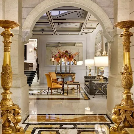 Отель Splendide Royal - The Leading Of The World Рим