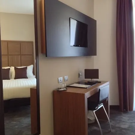 Dependance Trevi Collection 4* Rome