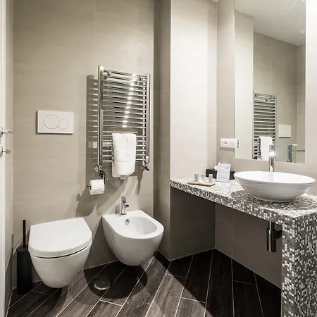 Blue Luxury 2* Rome
