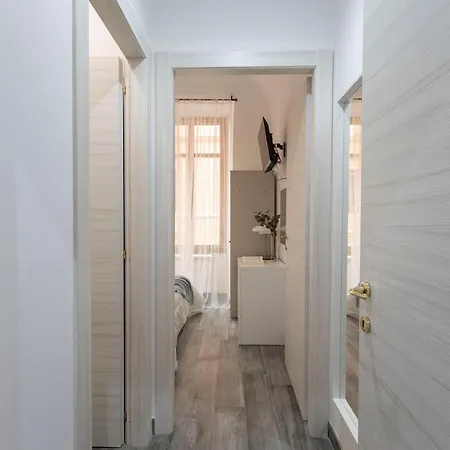Flat 07 - New Opening דירה רומא