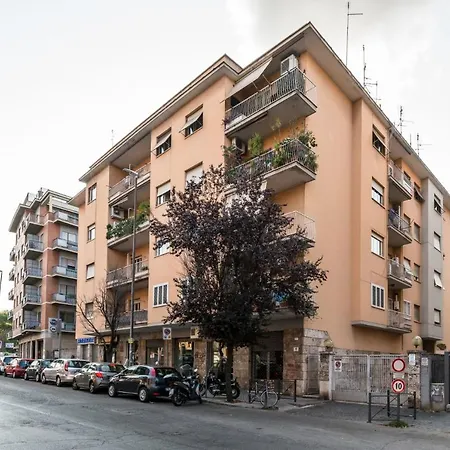 Apartment Domus Francisca Via Gregorio VII Nr 90 Rom
