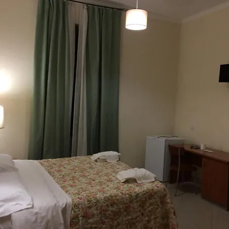Enrica Hotel *