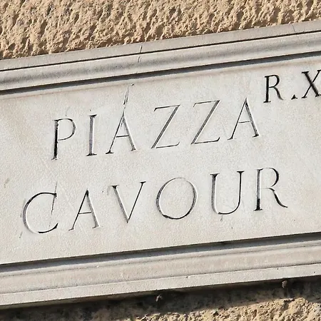 We Love Roma Guest House