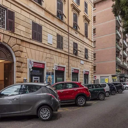 Testaccio & Piazza Liberatrice Apartment